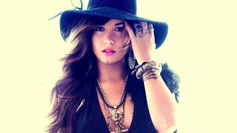 43,361 Demi Lovato Photos & High Res Pictures .
